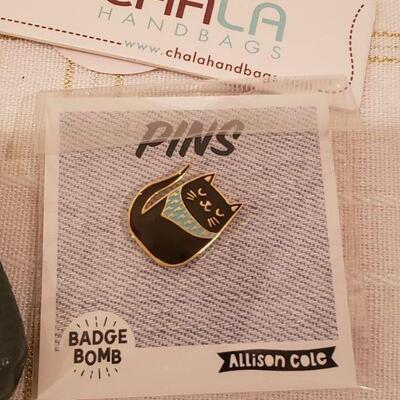 Lot 274: New Chala Purse, Cat Pin and Inspirational Token