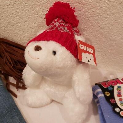 Lot 279: NEW Yoga Mat Bag, Socks & Plushie