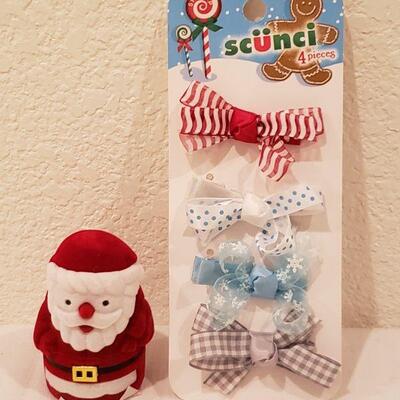 Lot 280: New Girls Necklace and Hairbows