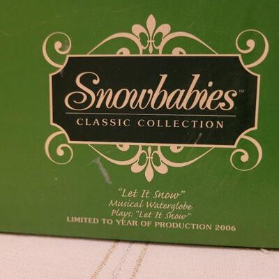 Lot 306: Dept. 56 SnowBabies Christmas Figure 