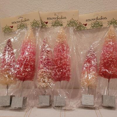 Lot 309: Dept. 56 Christmas Tree Deco
