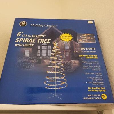 Lot 312: Outdoor 6 foot Spiral Tree Yard Christmas Deco