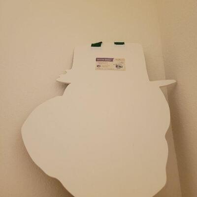 Lot 330: Snowman Christmas Door Hanging Deco 