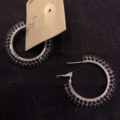 Black Stoned Hoop Ear Rings
