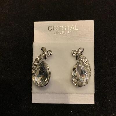 Crystal Stone Ear Rings 