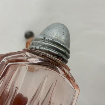 .139. Antique | Pink Depression | Art Deco Shakers