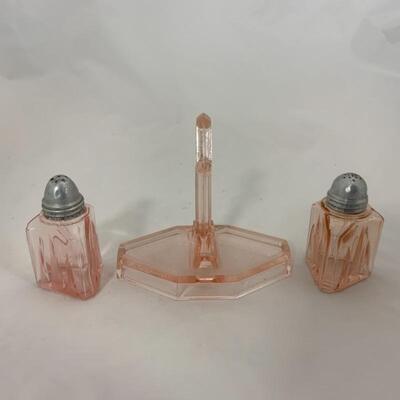 .139. Antique | Pink Depression | Art Deco Shakers