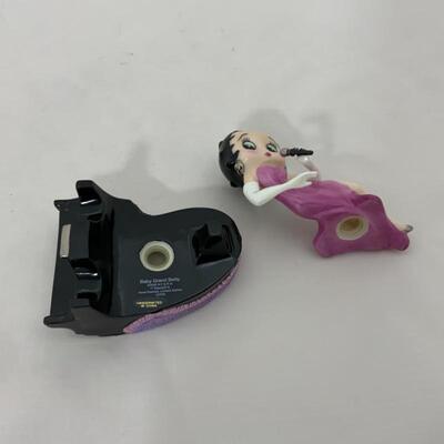 .140. â€œBaby Grand Bettyâ€ Salt & Pepper Set | Betty Boop