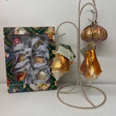 L 192 Old World Christmas Ornaments of Sea Shells 