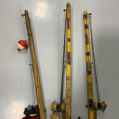 .147. Vintage | Wood Tip-Ups | Ice Fishing