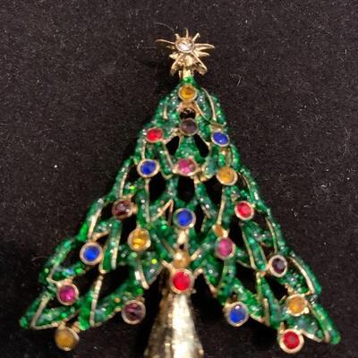 Christmas Tree Brooch 
