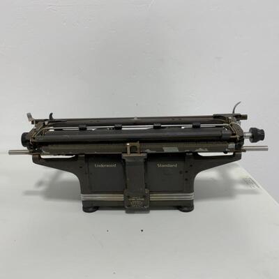 .164. Vintage | Underwood Wide Carriage Typewriter 