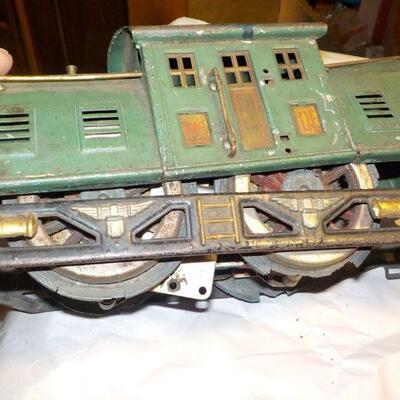 " Lionel Model Pre- War Trains "O" super motor & 215 Oil Car".