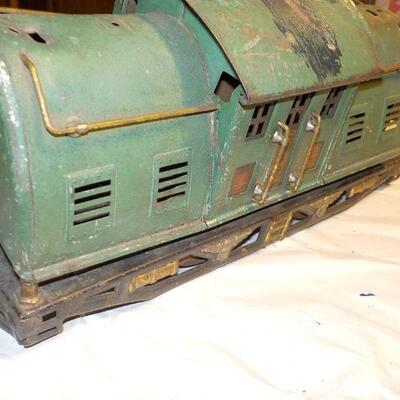" Lionel Model Pre- War Trains "O" super motor & 215 Oil Car".