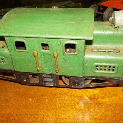 4- " O" Gauge Lionel Model Train Cars".