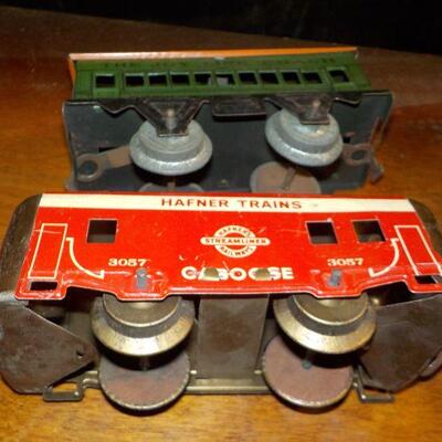 6- Model Train Cars pre-war Hafner Model Trains".