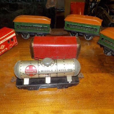 6- Model Train Cars pre-war Hafner Model Trains".
