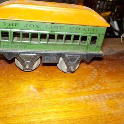6- Model Train Cars pre-war Hafner Model Trains".
