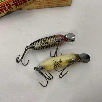 .167. Vintage | Two River Runt Floater Lures in box