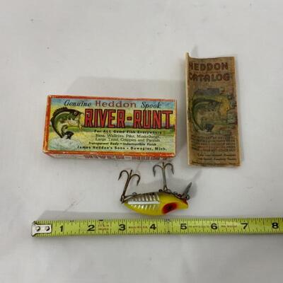 .170. Vintage | River Runt Midget Lure in Box | Catalogue
