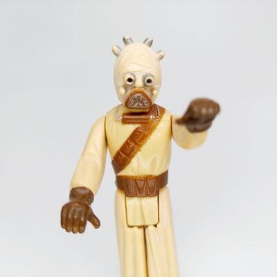 STAR WARS 1977 TUSKEN RAIDER ACTION FIGURE