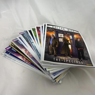 .204. Doctor Who | 13 Magazines | Cards | Sonic Screwdriver | Cyberman