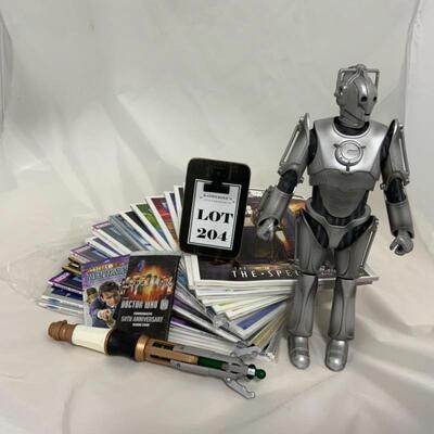 .204. Doctor Who | 13 Magazines | Cards | Sonic Screwdriver | Cyberman
