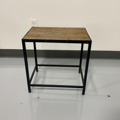 .216. Modern | Set of Nesting Tables 