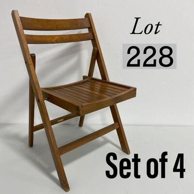 .228. Vintage | Set of 4 Romanian Folding Chairs