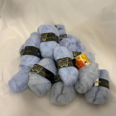 .241. Vintage | Lavendar Mohair Skeins | Pattern