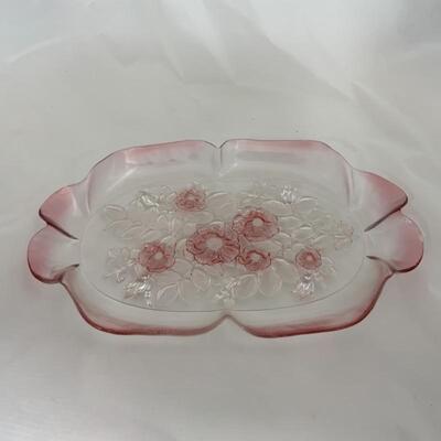 .242. Three Glass Serving Trays | Rosella