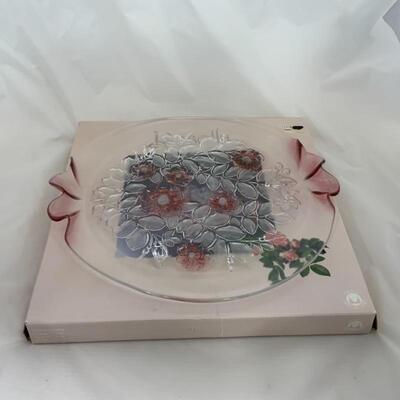 .242. Three Glass Serving Trays | Rosella