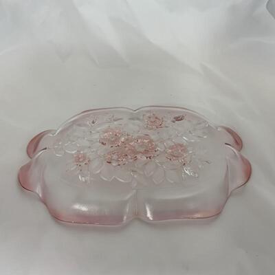 .242. Three Glass Serving Trays | Rosella