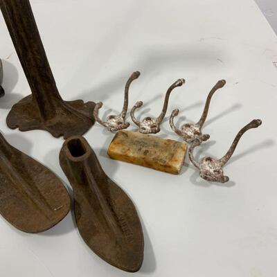 .254. Farm Fresh | Cobblerâ€™s Tool | Hooks | Metal Oil Lamp