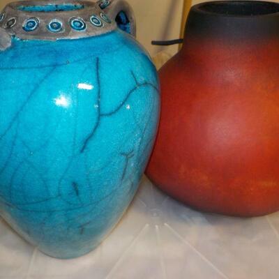 2 Real hand crafted Navaho Vases.