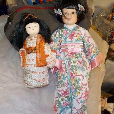 2 Hand made Bottle Dolls from the islands of Latin America.
