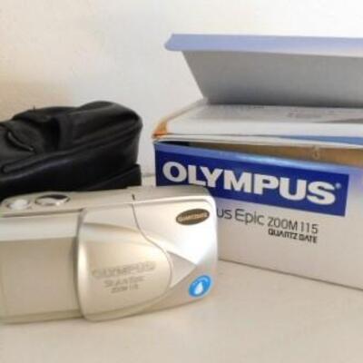 Olympus Stylus Epic Zoom115 Camera with Box and Case