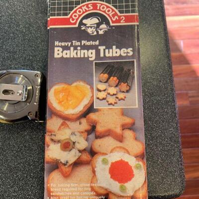 Box of baking tubes