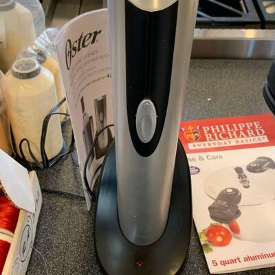 Oster Electric wine opener 