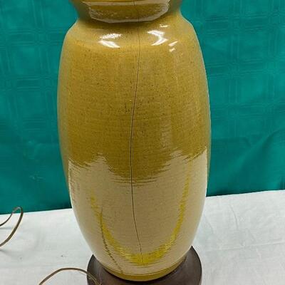Vintage Mid Century Mustard Yellow Speckle Pottery Lamp *Damaged*