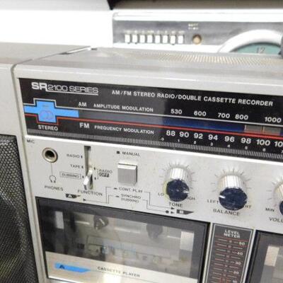 Vintage SR 2100 Series AM/FM Double Cassette Boombox  Sears