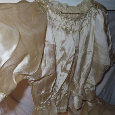 Antique Outfit