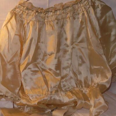 Antique Outfit