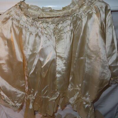 Antique Outfit