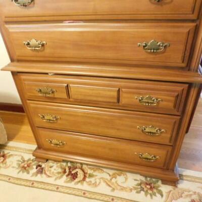 Sumter Cabinetry Furniture Tall Solid Wood 2 over 4 Dresser