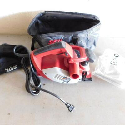 Skil Brand Electric Planer with Dust Bag and Carry Case