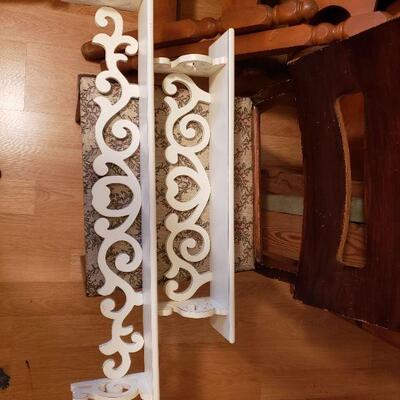 2 wooden shelves 