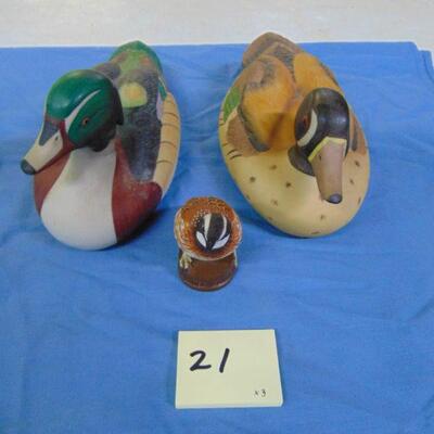 21  Ceramic birds