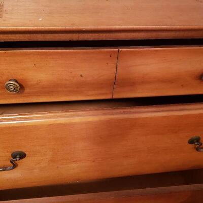 Permanized Mengel 4 drawer chest of drawers 