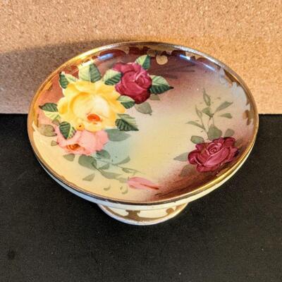 Lot# 105 s Vintage Royal Nippon hand painted Pedestal candy dish with Fruit topped cake candle 5